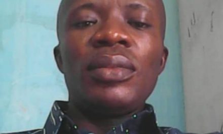 Kinshasa : JED demande la mise en liberté provisoire pour un journaliste détenu depuis 48 pour diffamation